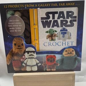 Star Wars Crochet by Lucy Collin  Kit With Book